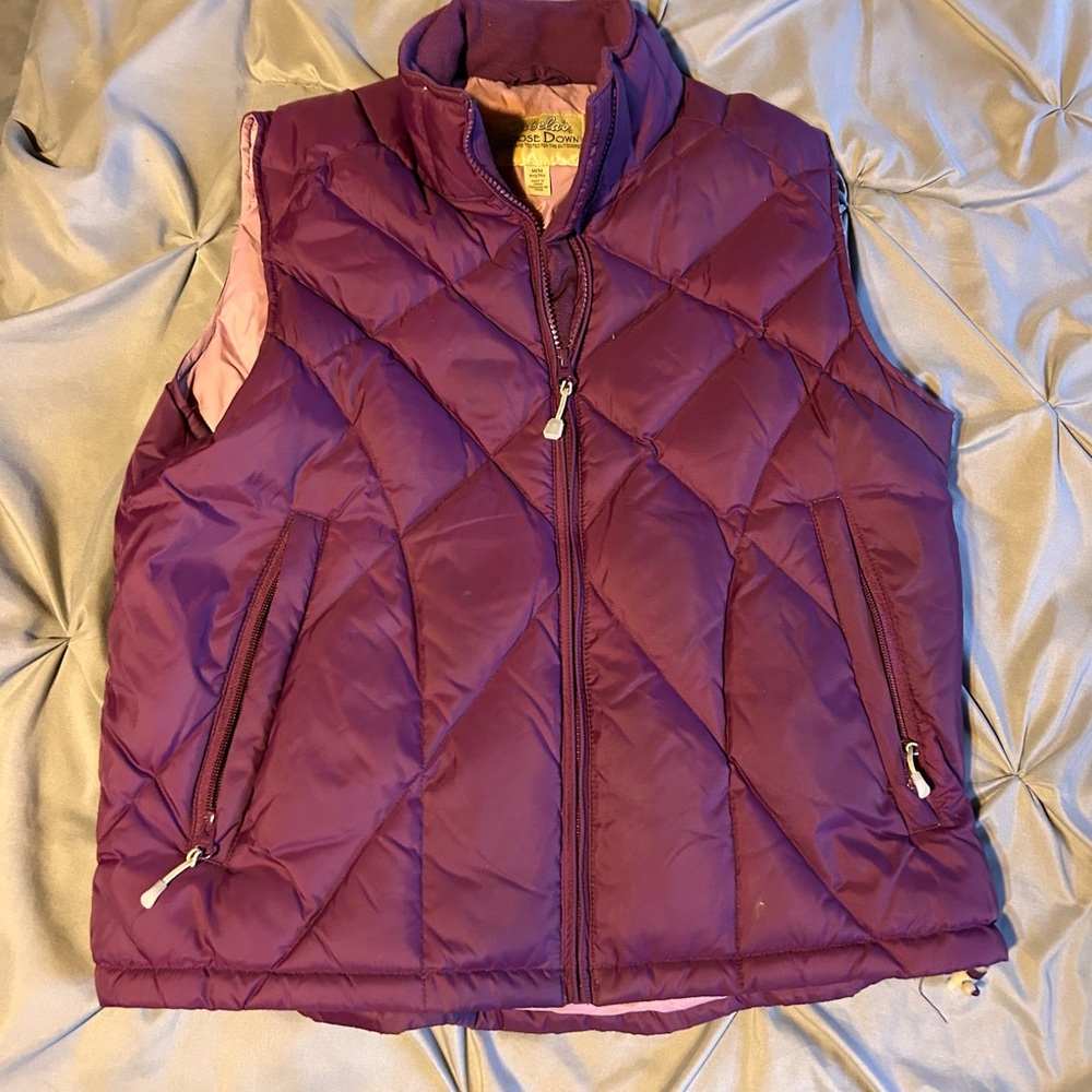 Cabelas Goose Down Puffer Vest Women's Sz Med Purple Burgundy Premium Northern